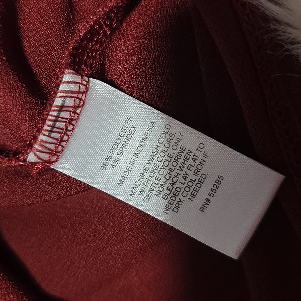 Express Keyhole Blouse- Small - Picture 5 of 8